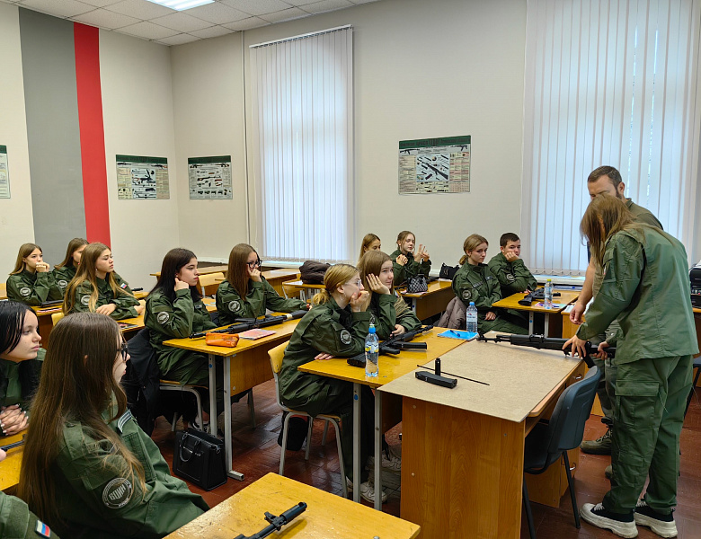 Продолжается обучение ОБЗР